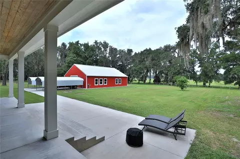 Exterior - 8410 NE 155th Ave, Williston, FL 32696 photo 10 of 27