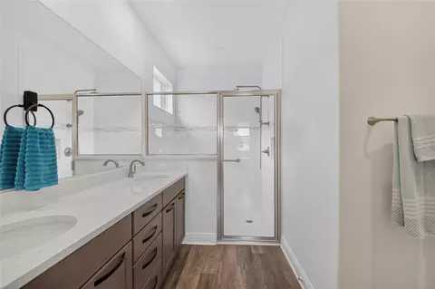 Bath - 10410 SW 96th Loop, Ocala, FL 34481 photo 1 of 3