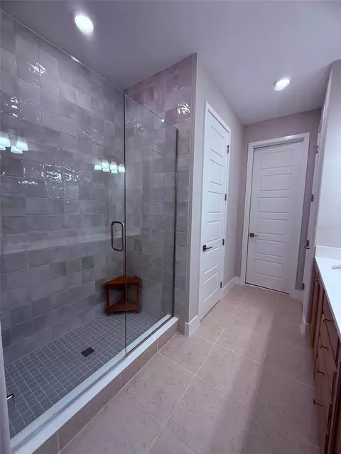 Bath - 5437 NW 34th St, Ocala, FL 34482 photo 1 of 2