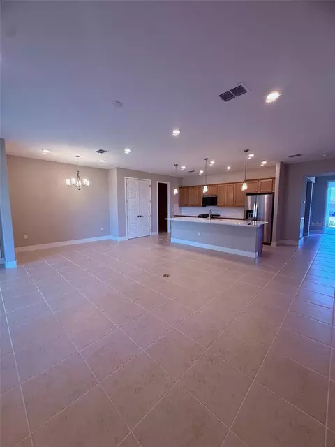 Living - 5437 NW 34th St, Ocala, FL 34482 photo 2 of 3