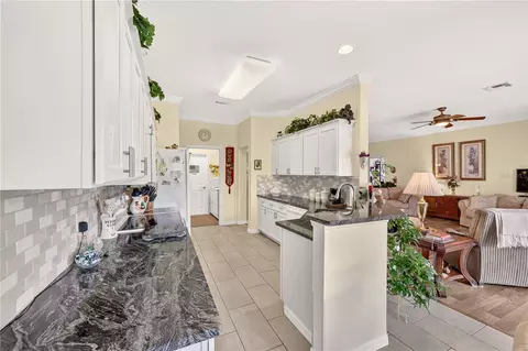 Kitchen - 10055 SW 90th Loop, Ocala, FL 34481 photo 1 of 5