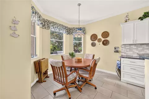 Dining - 10055 SW 90th Loop, Ocala, FL 34481 photo 1 of 5