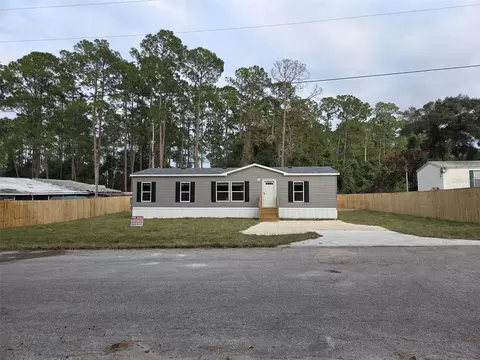 5759 SE 184 Ter, Ocklawaha, FL 32179