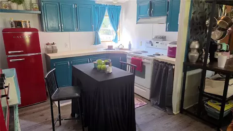 Kitchen - 1298 NE Boros Dr, Williston, FL 32696 photo 1 of 1