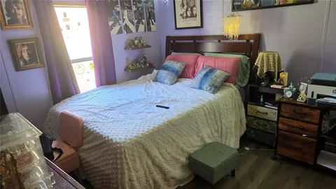 Bedroom - 1298 NE Boros Dr, Williston, FL 32696 photo 2 of 4