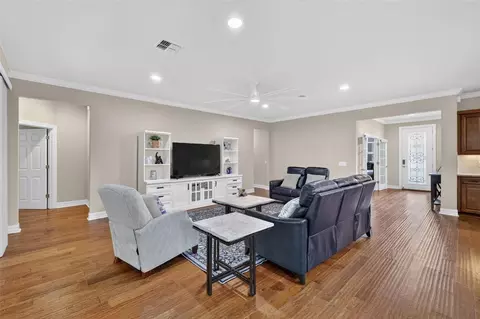 Living - 9199 SW 70th Loop, Ocala, FL 34481 photo 1 of 1