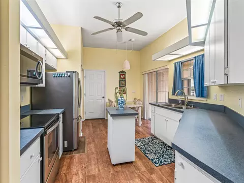 Kitchen - 7867 SW 115th Loop, Ocala, FL 34476 photo 1 of 3