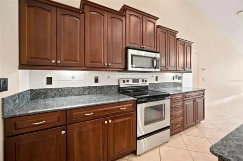 Kitchen - 5259 SE 38th St, Ocala, FL 34480 photo 5 of 7