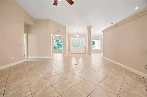 Living - 5259 SE 38th St, Ocala, FL 34480 photo 1 of 12