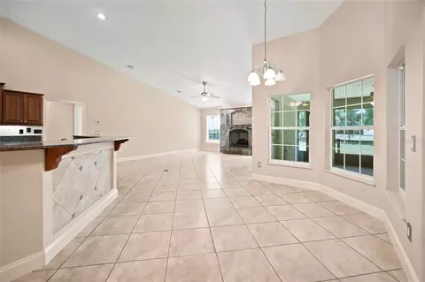 Living - 5259 SE 38th St, Ocala, FL 34480 photo 7 of 12