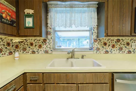 Kitchen - 3404 SE 35th St, Ocala, FL 34471 photo 5 of 5