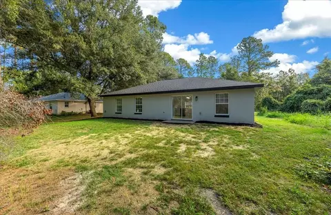 Exterior - 28 Locust Dr, Ocala, FL 34472 photo 5 of 7