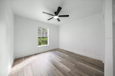 Bedroom - 28 Locust Dr, Ocala, FL 34472 photo 3 of 6