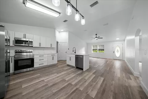 Kitchen - 28 Locust Dr, Ocala, FL 34472 photo 4 of 4