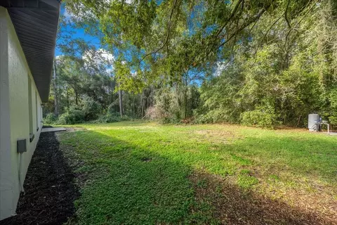Exterior - 28 Locust Dr, Ocala, FL 34472 photo 7 of 7