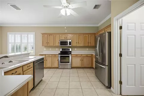 Kitchen - 9211 SE 130th Loop, Summerfield, FL 34491 photo 2 of 3