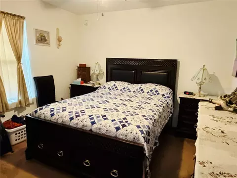Bedroom - 16 Willow Run Dr, Ocala, FL 34472 photo 5 of 6
