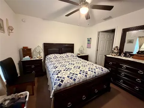 Bedroom - 16 Willow Run Dr, Ocala, FL 34472 photo 1 of 6