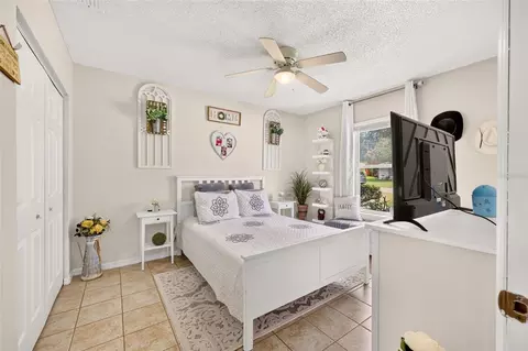 Bedroom - 3174 SE 6th Pl, Ocala, FL 34471 photo 7 of 8