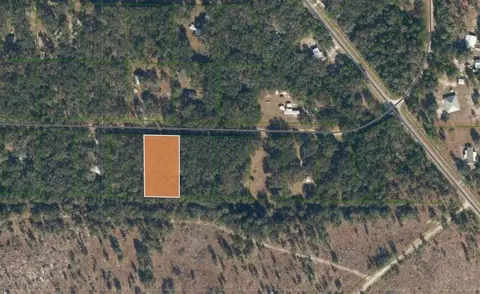 117 Magnolia Rd, Hawthorne, FL 32640