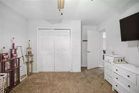 Bedroom - 6550 SE 88th St, Ocala, FL 34472 photo 4 of 6