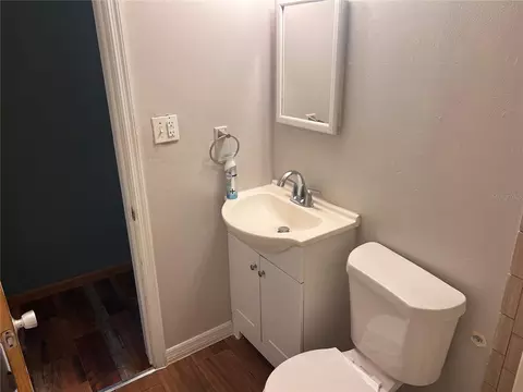 Bath - 4511 E Bahia Ln, Hernando, FL 34442 photo 2 of 3
