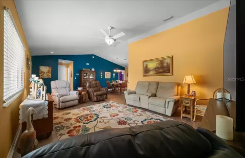 Living - 11675 SW 140th Loop, Dunnellon, FL 34432 photo 2 of 5