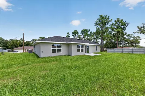 Exterior - 13 Pecan Drive Loop, Ocala, FL 34472 photo 4 of 7