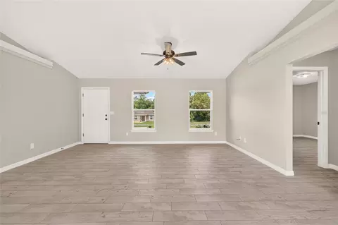 Living - 13 Pecan Drive Loop, Ocala, FL 34472 photo 2 of 7