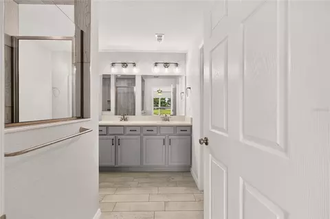 Entry Way - 13 Pecan Drive Loop, Ocala, FL 34472 photo 4 of 4