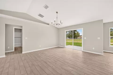 Living - 13 Pecan Drive Loop, Ocala, FL 34472 photo 5 of 7