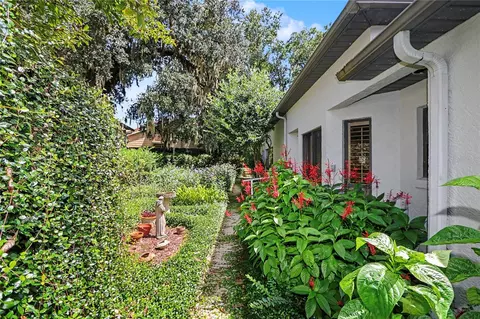 Exterior - 1930 SE Clatter Bridge Rd, Ocala, FL 34471 photo 7 of 7