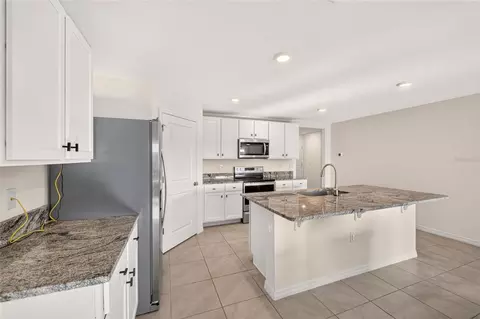 Kitchen - 5491 SW 43rd Ct, Ocala, FL 34474 photo 3 of 6