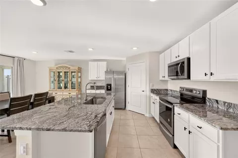 Kitchen - 5491 SW 43rd Ct, Ocala, FL 34474 photo 5 of 6