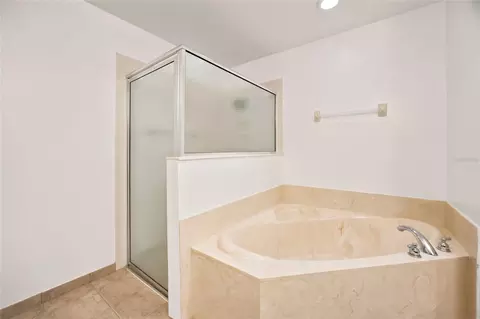 Bath - 8034 SW 81st Loop, Ocala, FL 34476 photo 4 of 4