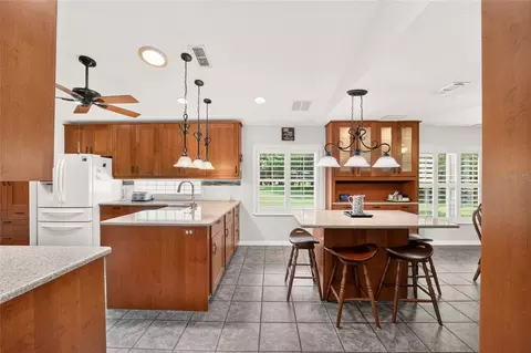 Kitchen - 7121 SW 113th Loop, Ocala, FL 34476 photo 6 of 8