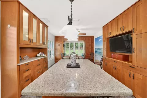 Kitchen - 7121 SW 113th Loop, Ocala, FL 34476 photo 7 of 8