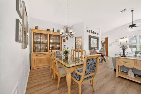 Dining - 7121 SW 113th Loop, Ocala, FL 34476 photo 2 of 6