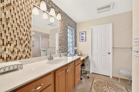 Bath - 7121 SW 113th Loop, Ocala, FL 34476 photo 3 of 10