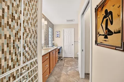 Bath - 7121 SW 113th Loop, Ocala, FL 34476 photo 1 of 10