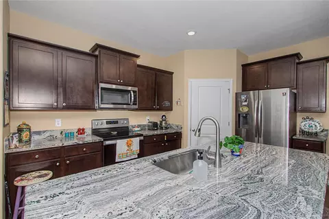 Kitchen - 6365 SW 88th Loop, Ocala, FL 34476 photo 3 of 5