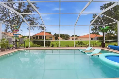 Exterior - 1096 W Diamond Shore Loop, Hernando, FL 34442 photo 4 of 14