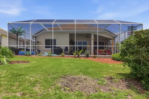 Exterior - 1096 W Diamond Shore Loop, Hernando, FL 34442 photo 8 of 14