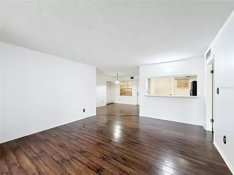 Living - 2837 NE 3rd St #103, Ocala, FL 34470 photo 6 of 9