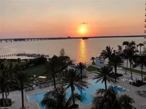 3000 Oasis Grand Blvd #1002, Fort Myers, FL 33916