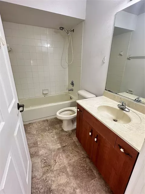 Bath - 13540 SW 86th Ave, Ocala, FL 34473 photo 1 of 5