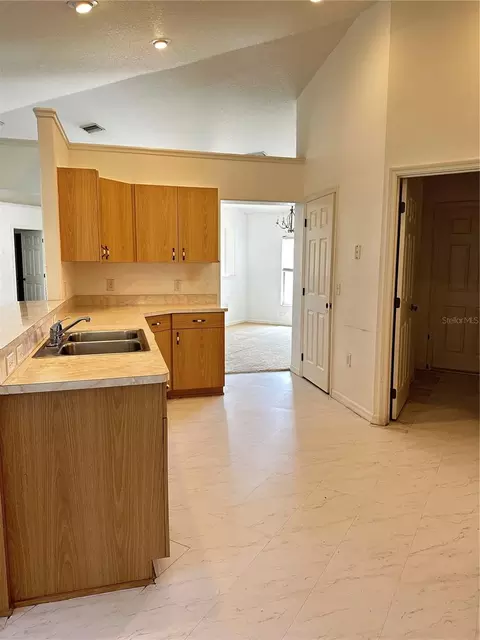 Kitchen - 13540 SW 86th Ave, Ocala, FL 34473 photo 2 of 2