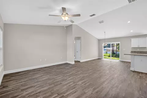 Living - 10 Juniper Loop Run, Ocala, FL 34480 photo 1 of 4