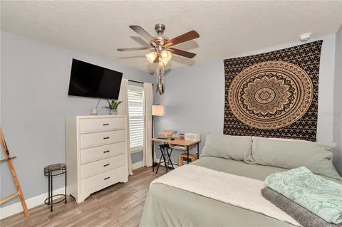Bedroom - 4607 SE 27th St, Ocala, FL 34480 photo 6 of 9