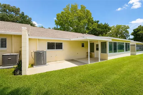Exterior - 8702 SW 94th St #E, Ocala, FL 34481 photo 7 of 9